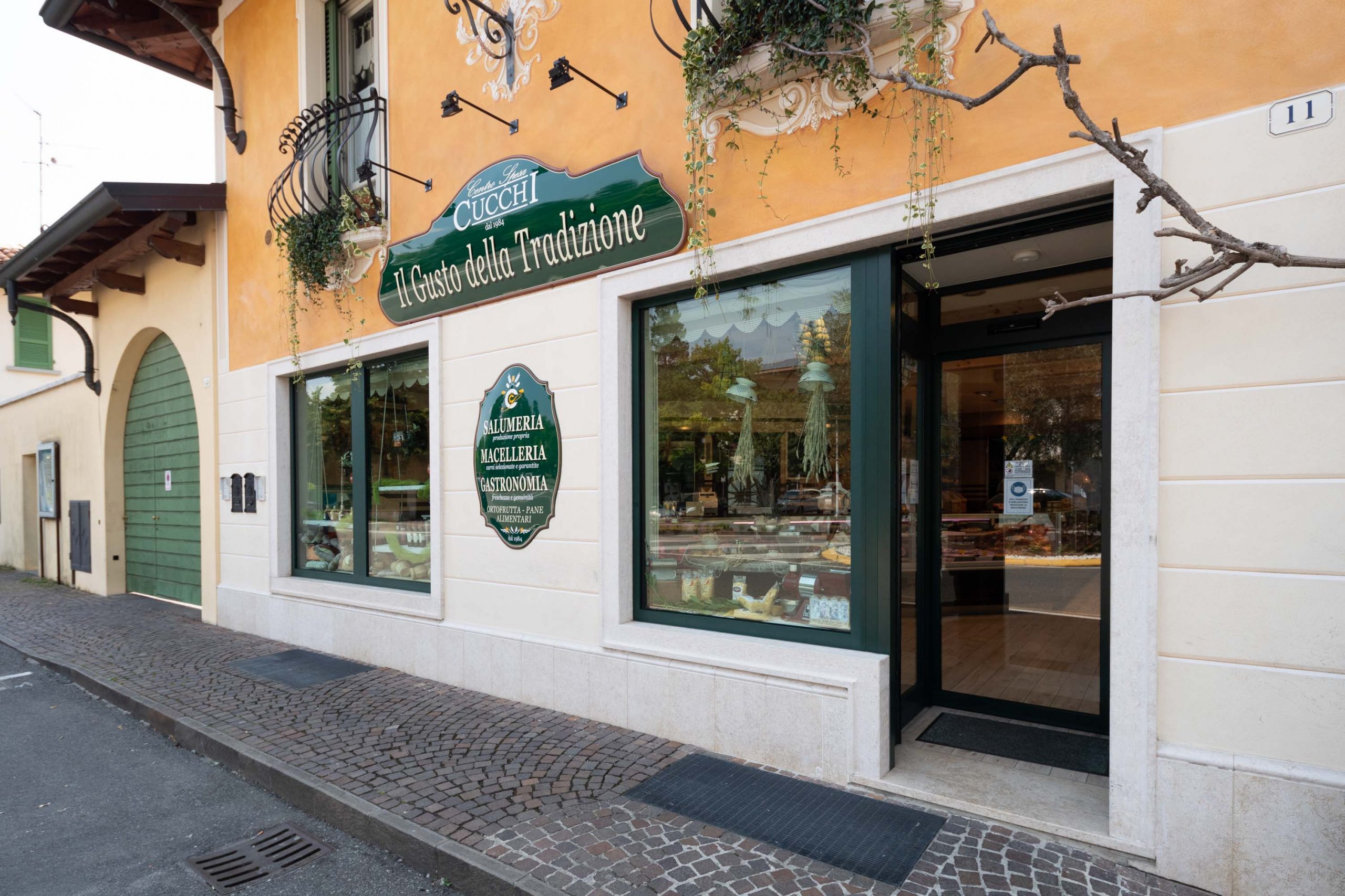 Cucchi dal 1984 Castrezzato Brescia